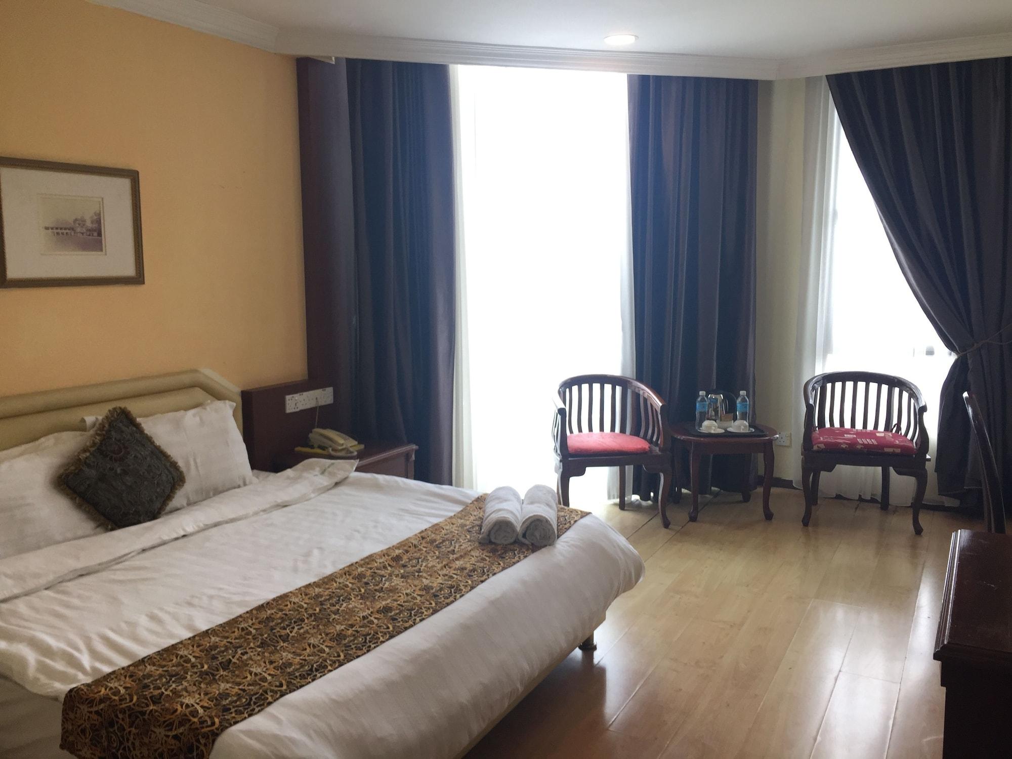 Regal Court Hotel Kuching Kültér fotó