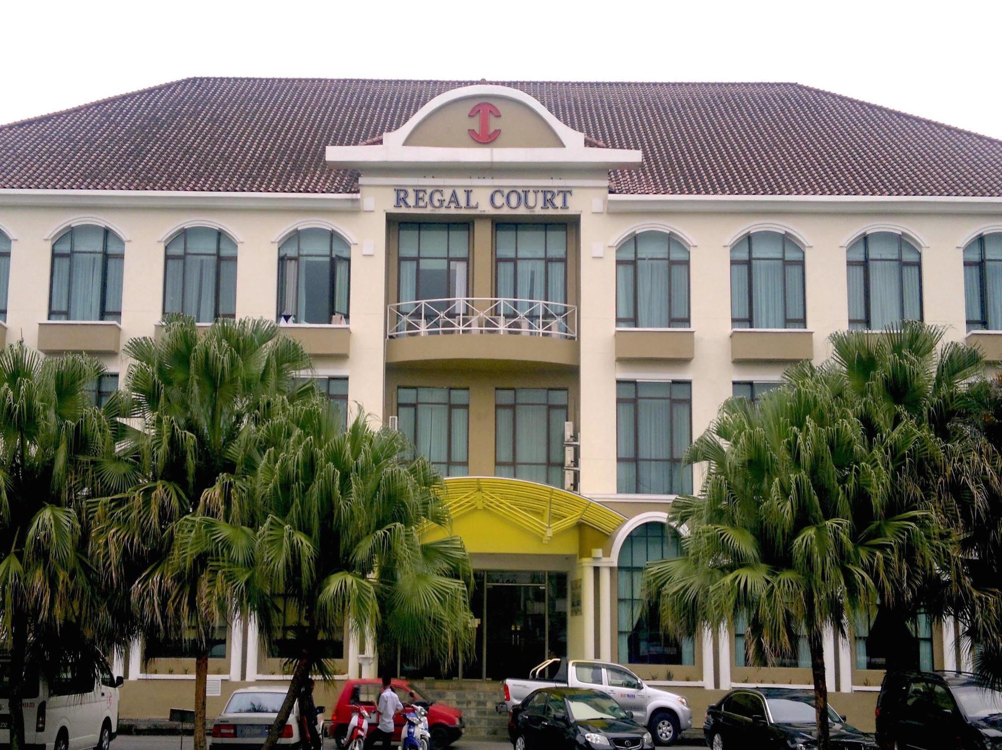 Regal Court Hotel Kuching Kültér fotó